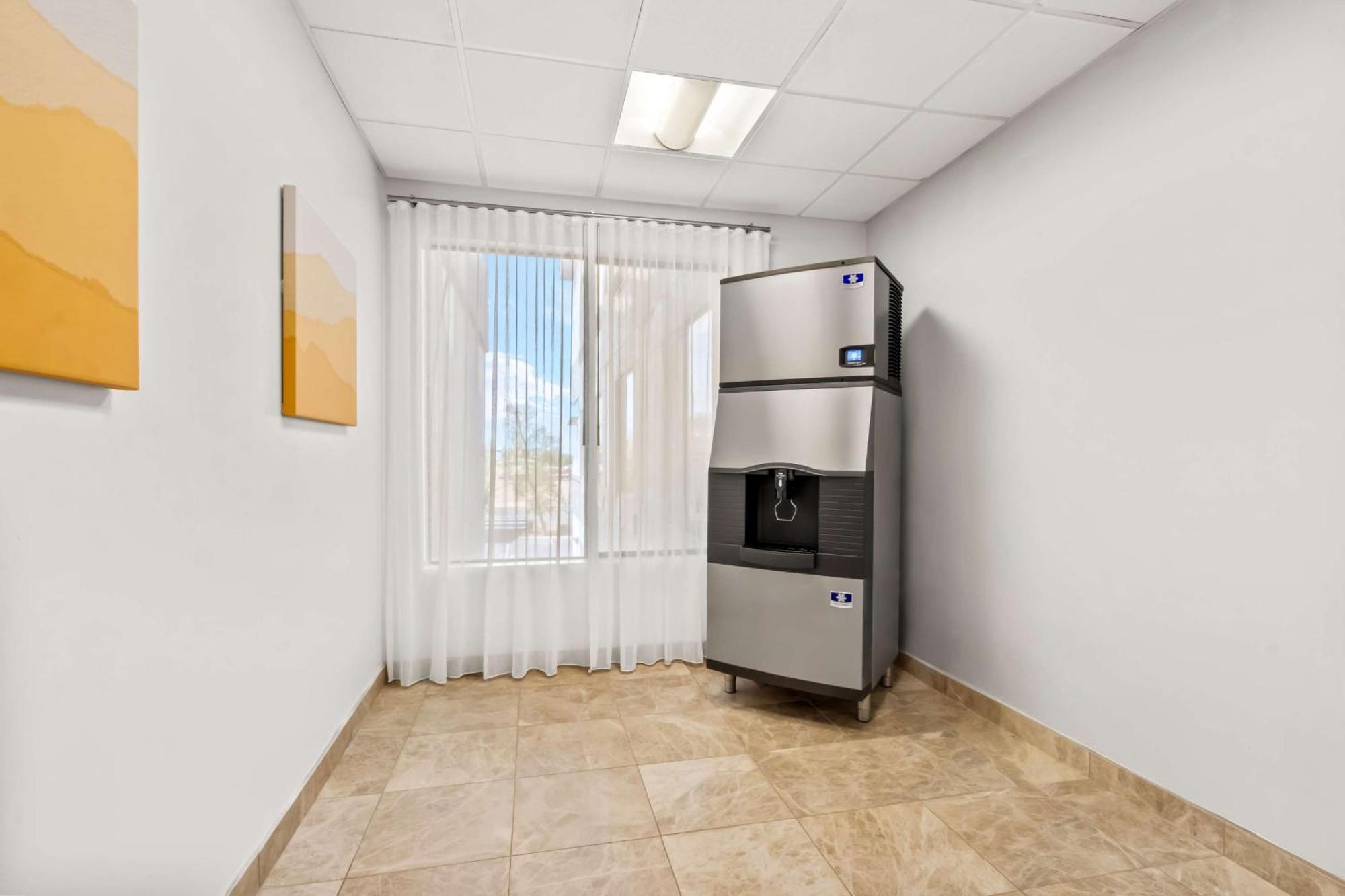 Spark By Hilton Phoenix East Mesa Εξωτερικό φωτογραφία