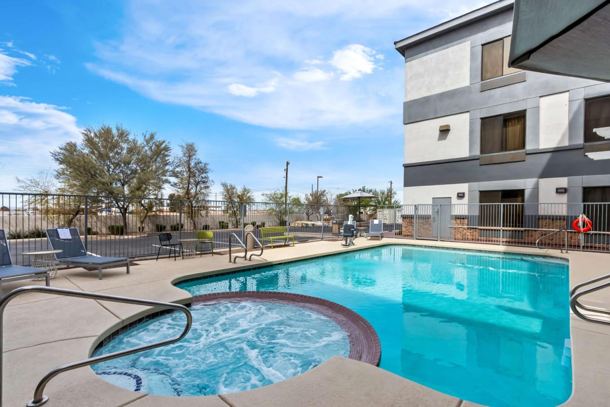 Spark By Hilton Phoenix East Mesa Εξωτερικό φωτογραφία
